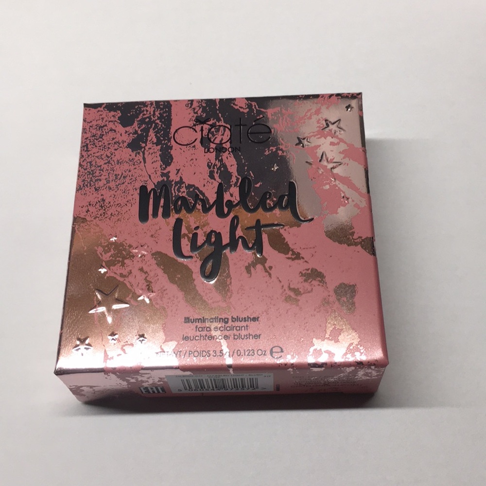 Illuminating blusher marbled light